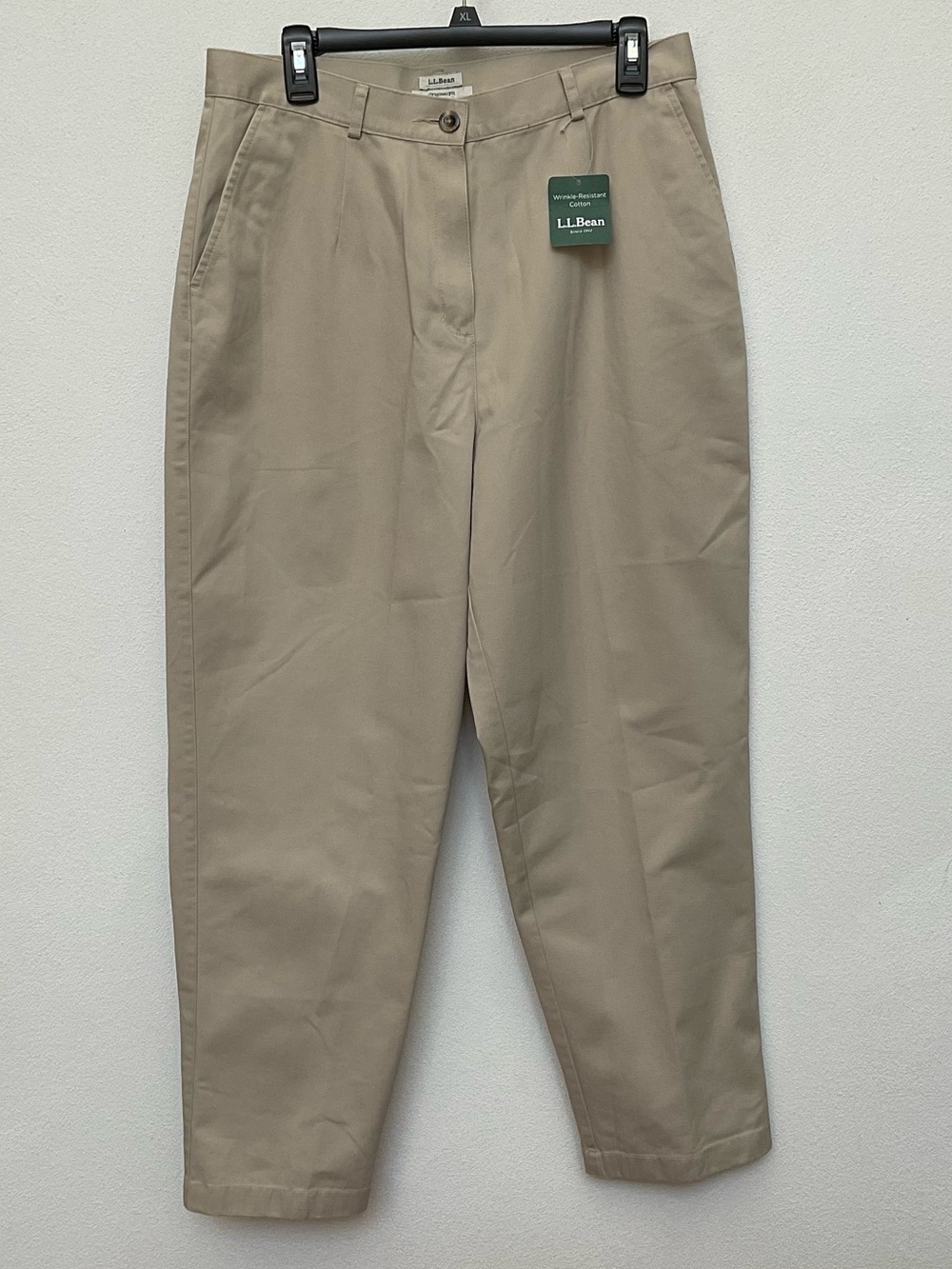 NWT L.L. Bean Wrinkle Resistant Classic Fit Khaki Pants Size 14 Petite